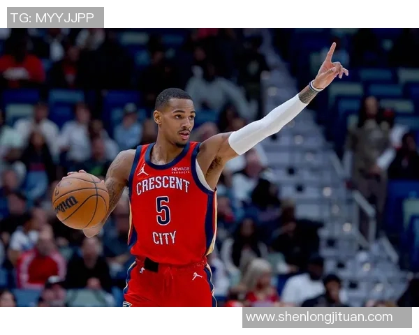 火箭大胜雷霆保持西部榜首,冠军之路指日可待 火箭大胜雷霆保持西部榜首,冠军之路指日可待